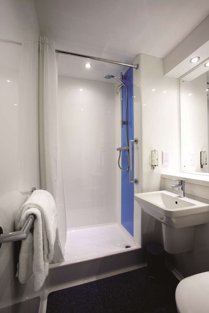 Travelodge Yeovil Podimore Ilchester Номер фото