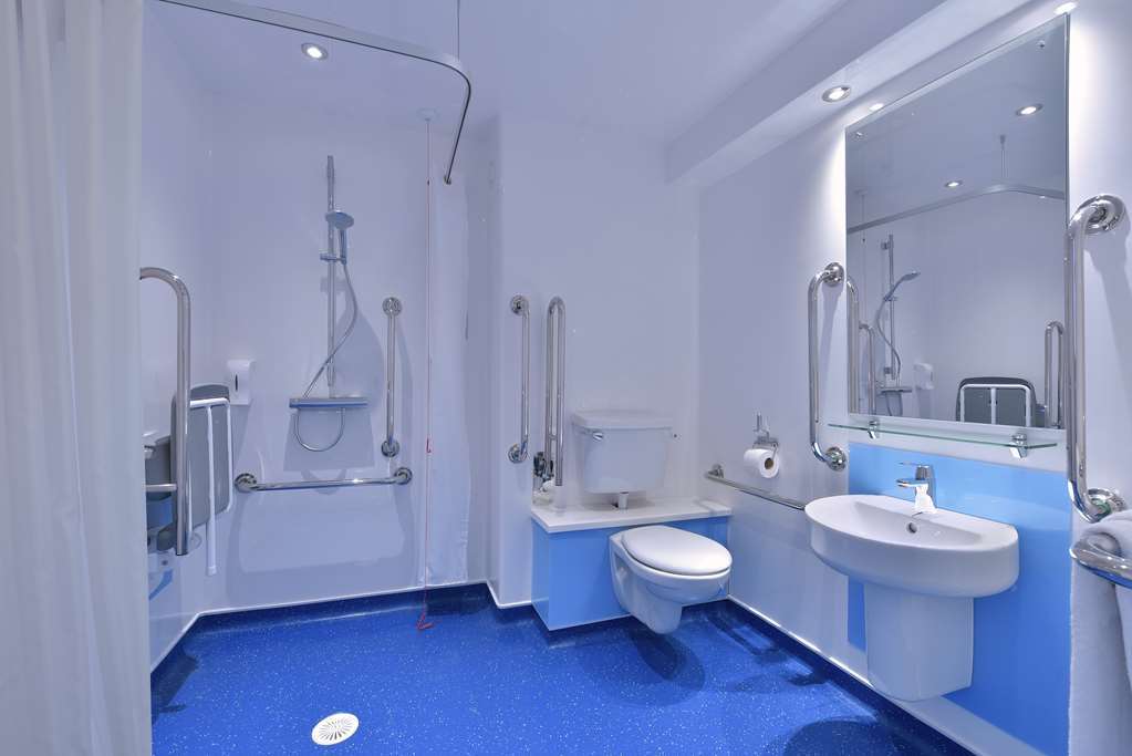 Travelodge Yeovil Podimore Ilchester Номер фото